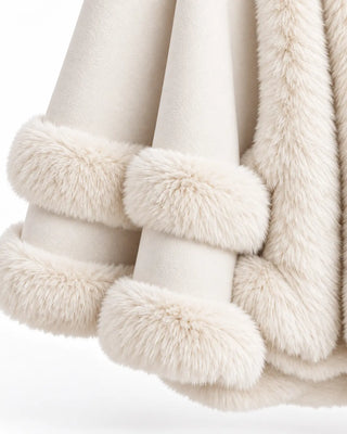 Margaux™ châle à capuche en polaire