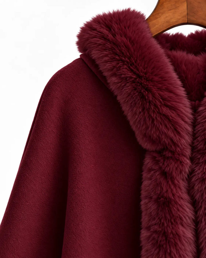 Margaux™ châle à capuche en polaire