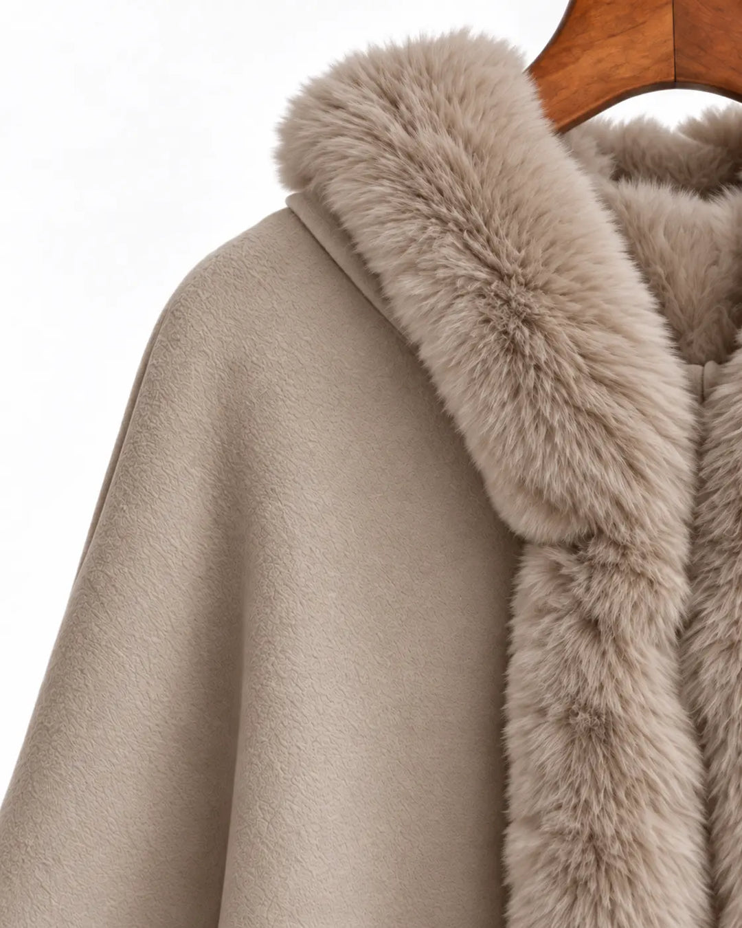 Margaux™ châle à capuche en polaire